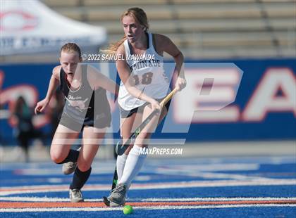 Thumbnail 3 in  Marina @ Chaminade photogallery.