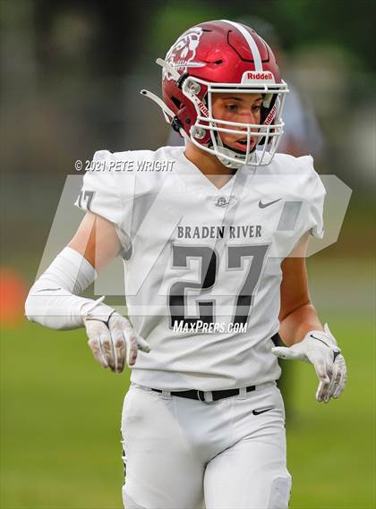 Thumbnail 3 in Braden River vs Southeast JV Football photogallery.