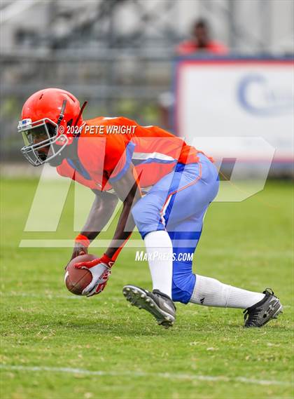 Thumbnail 2 in Braden River vs Southeast JV Football photogallery.