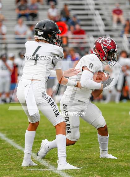 Thumbnail 1 in Braden River vs Southeast JV Football photogallery.