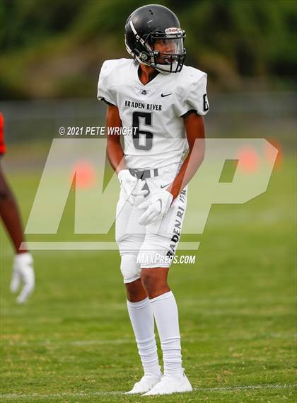 Thumbnail 2 in Braden River vs Southeast JV Football photogallery.