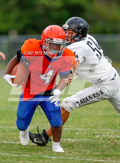 Thumbnail 1 in Braden River vs Southeast JV Football photogallery.