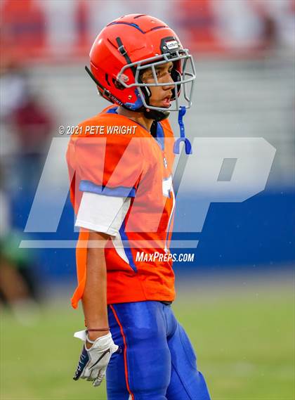 Thumbnail 1 in Braden River vs Southeast JV Football photogallery.