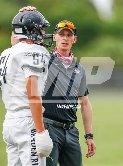 Thumbnail 1 in Braden River vs Southeast JV Football photogallery.