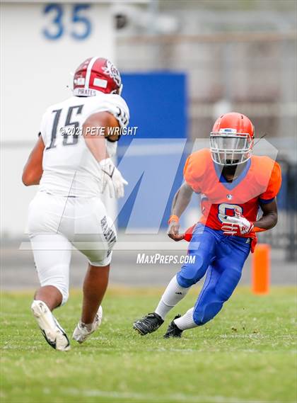 Thumbnail 3 in Braden River vs Southeast JV Football photogallery.