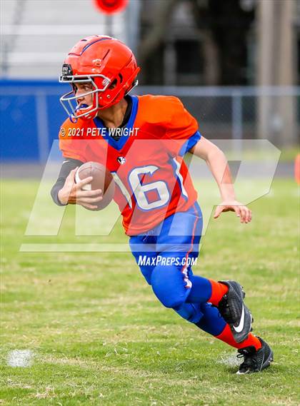 Thumbnail 1 in Braden River vs Southeast JV Football photogallery.