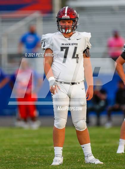 Thumbnail 2 in Braden River vs Southeast JV Football photogallery.