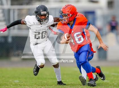 Thumbnail 2 in Braden River vs Southeast JV Football photogallery.