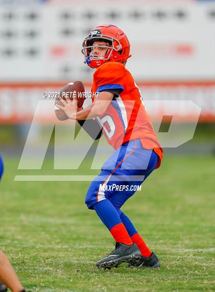 Thumbnail 1 in Braden River vs Southeast JV Football photogallery.