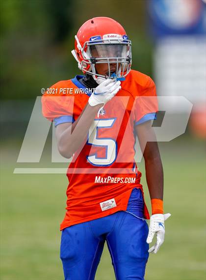 Thumbnail 3 in Braden River vs Southeast JV Football photogallery.