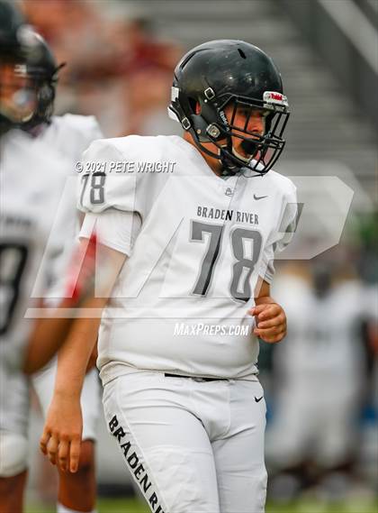Thumbnail 2 in Braden River vs Southeast JV Football photogallery.