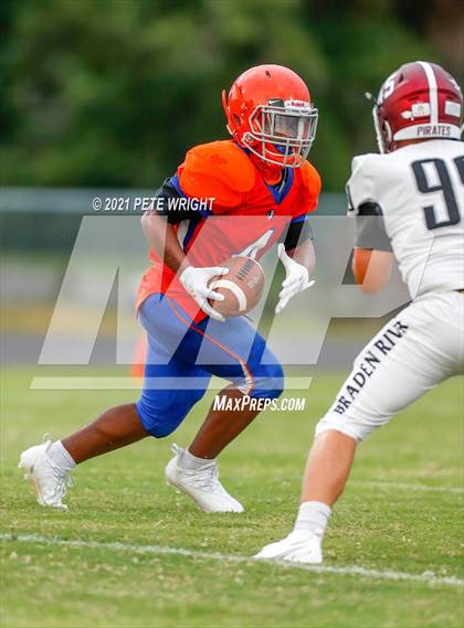 Thumbnail 2 in Braden River vs Southeast JV Football photogallery.