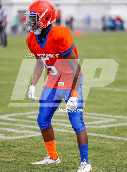 Thumbnail 2 in Braden River vs Southeast JV Football photogallery.