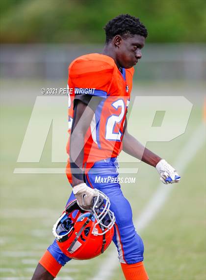 Thumbnail 1 in Braden River vs Southeast JV Football photogallery.