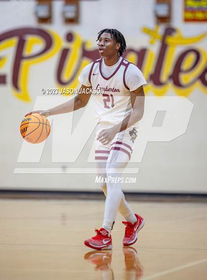 Thumbnail 2 in Pinecrest vs Lumberton (Robeson County Shootout) photogallery.