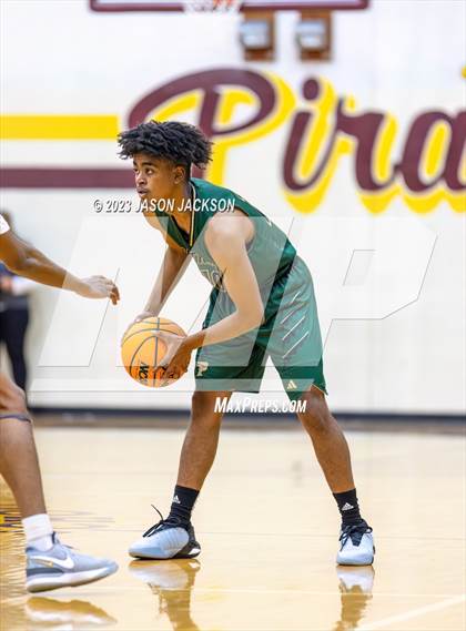 Thumbnail 2 in Pinecrest vs Lumberton (Robeson County Shootout) photogallery.