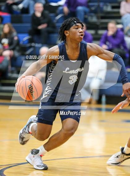 Thumbnail 2 in Belleville West @ Belleville East (IHSA 4A Regional Semifinal) photogallery.