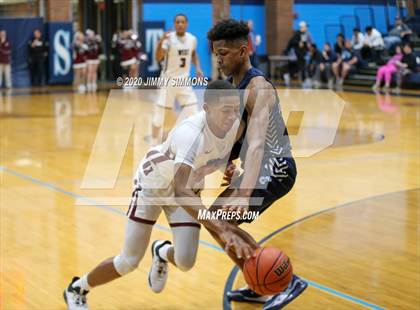 Thumbnail 1 in Belleville West @ Belleville East (IHSA 4A Regional Semifinal) photogallery.