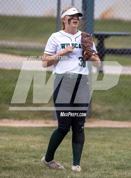 Thumbnail 3 in Bronson vs Jenison (Jenison Jamboree) photogallery.