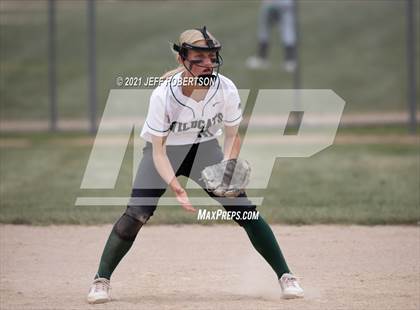 Thumbnail 3 in Bronson vs Jenison (Jenison Jamboree) photogallery.