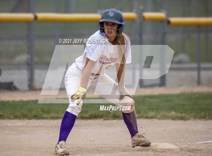 Thumbnail 2 in Bronson vs Jenison (Jenison Jamboree) photogallery.