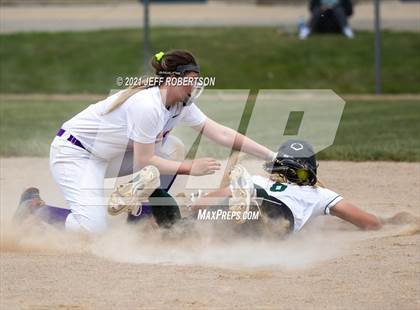 Thumbnail 2 in Bronson vs Jenison (Jenison Jamboree) photogallery.