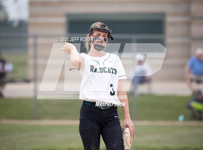 Thumbnail 2 in Bronson vs Jenison (Jenison Jamboree) photogallery.