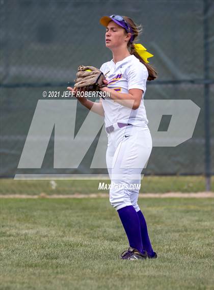 Thumbnail 1 in Bronson vs Jenison (Jenison Jamboree) photogallery.