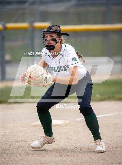 Thumbnail 2 in Bronson vs Jenison (Jenison Jamboree) photogallery.