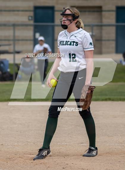 Thumbnail 2 in Bronson vs Jenison (Jenison Jamboree) photogallery.