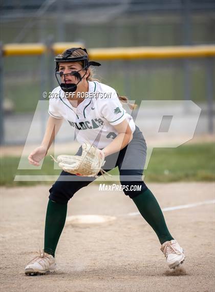 Thumbnail 3 in Bronson vs Jenison (Jenison Jamboree) photogallery.