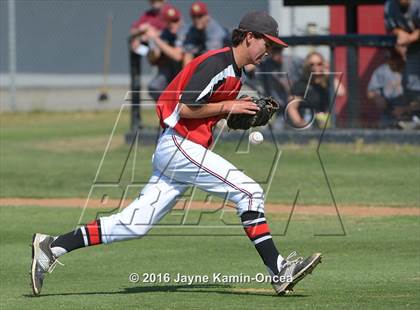 Thumbnail 3 in JSerra Catholic @ Hart photogallery.