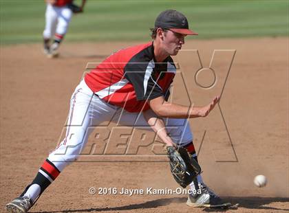 Thumbnail 1 in JSerra Catholic @ Hart photogallery.