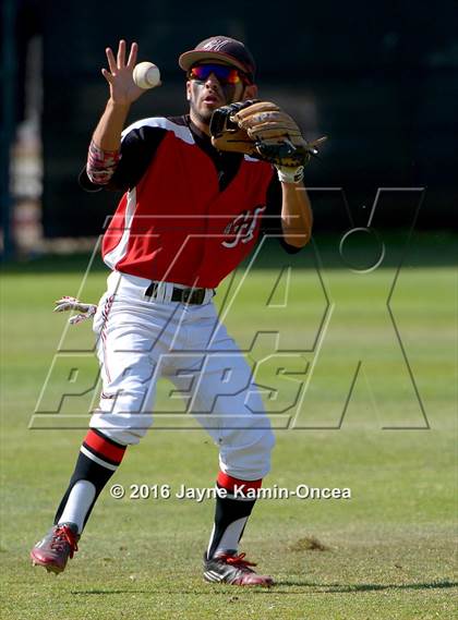 Thumbnail 2 in JSerra Catholic @ Hart photogallery.