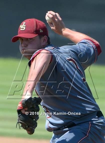 Thumbnail 3 in JSerra Catholic @ Hart photogallery.