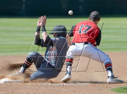 Thumbnail 3 in JSerra Catholic @ Hart photogallery.