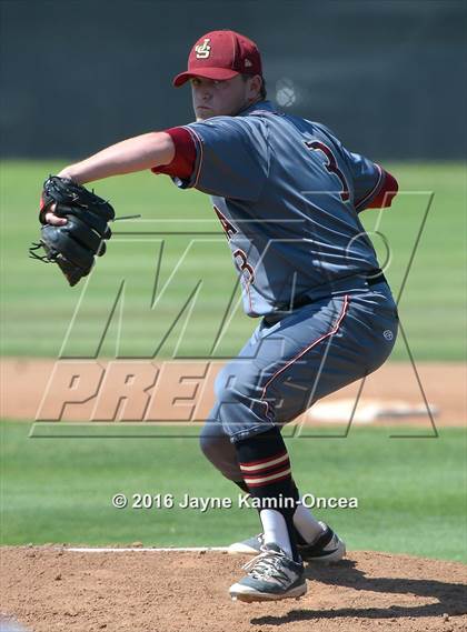 Thumbnail 1 in JSerra Catholic @ Hart photogallery.