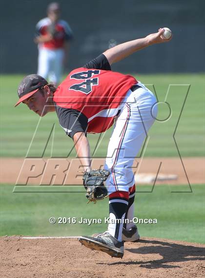 Thumbnail 2 in JSerra Catholic @ Hart photogallery.