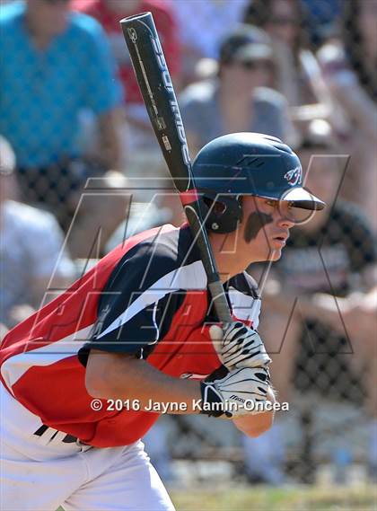 Thumbnail 2 in JSerra Catholic @ Hart photogallery.