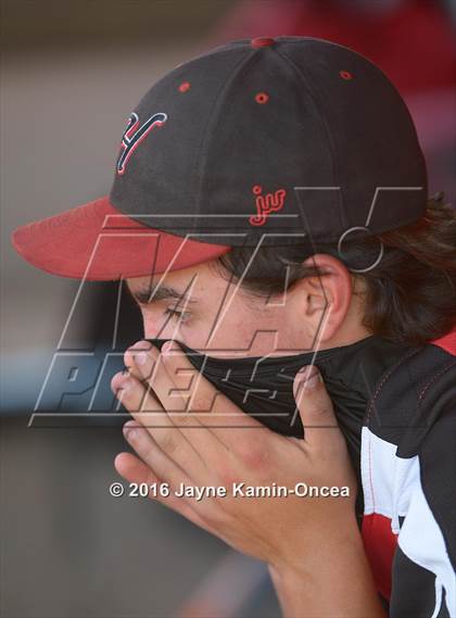 Thumbnail 2 in JSerra Catholic @ Hart photogallery.
