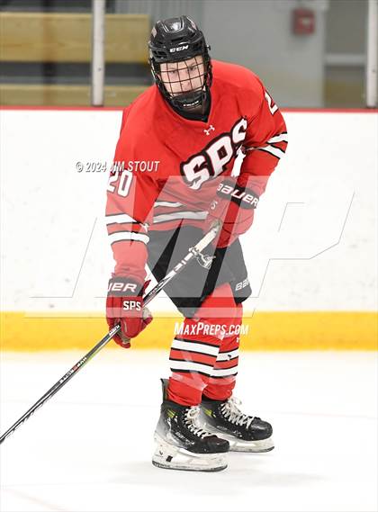 Thumbnail 2 in St. Paul's vs. Loomis (Avon Christmas Classic 7th Place) photogallery.