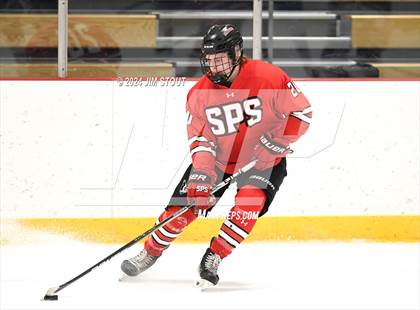 Thumbnail 1 in St. Paul's vs. Loomis (Avon Christmas Classic 7th Place) photogallery.