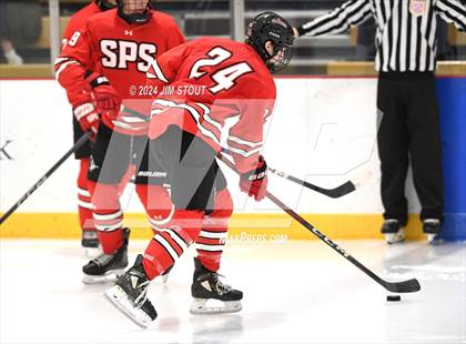 Thumbnail 2 in St. Paul's vs. Loomis (Avon Christmas Classic 7th Place) photogallery.
