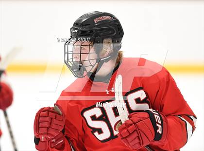 Thumbnail 2 in St. Paul's vs. Loomis (Avon Christmas Classic 7th Place) photogallery.