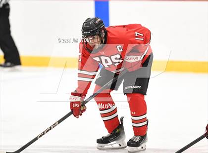Thumbnail 3 in St. Paul's vs. Loomis (Avon Christmas Classic 7th Place) photogallery.