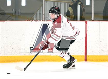 Thumbnail 2 in St. Paul's vs. Loomis (Avon Christmas Classic 7th Place) photogallery.
