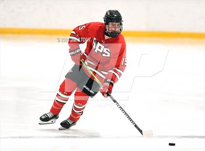 Thumbnail 1 in St. Paul's vs. Loomis (Avon Christmas Classic 7th Place) photogallery.