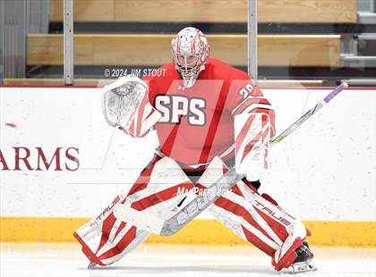 Thumbnail 2 in St. Paul's vs. Loomis (Avon Christmas Classic 7th Place) photogallery.