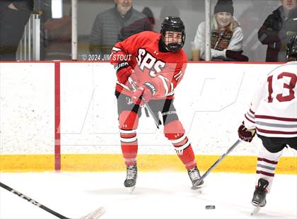 Thumbnail 2 in St. Paul's vs. Loomis (Avon Christmas Classic 7th Place) photogallery.