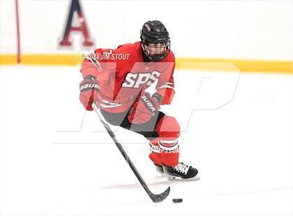 Thumbnail 2 in St. Paul's vs. Loomis (Avon Christmas Classic 7th Place) photogallery.